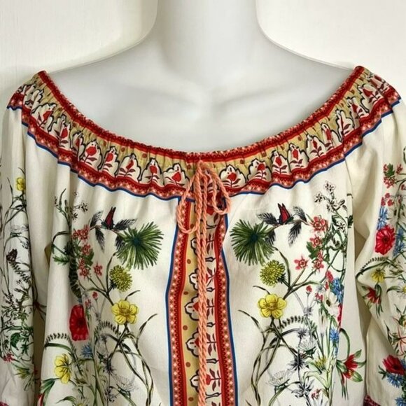 NWOT UMGEE WHITE FLORAL HIPPIE GYPSY BOHO FESTIVAL PEASANT TOP SIZE SMALL - Picture 2 of 7